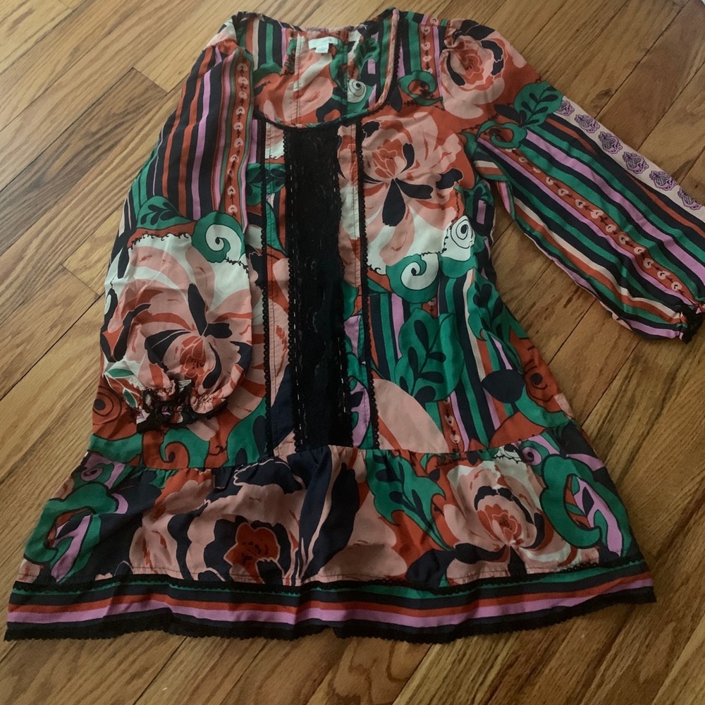 👚3/$20 👚 Odille Women’s multicolor floral patter blouse